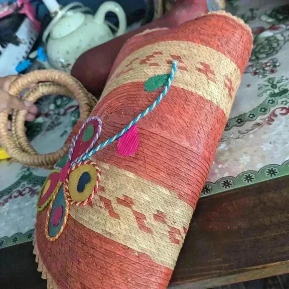 Purse has Made - Picture 6 of 6